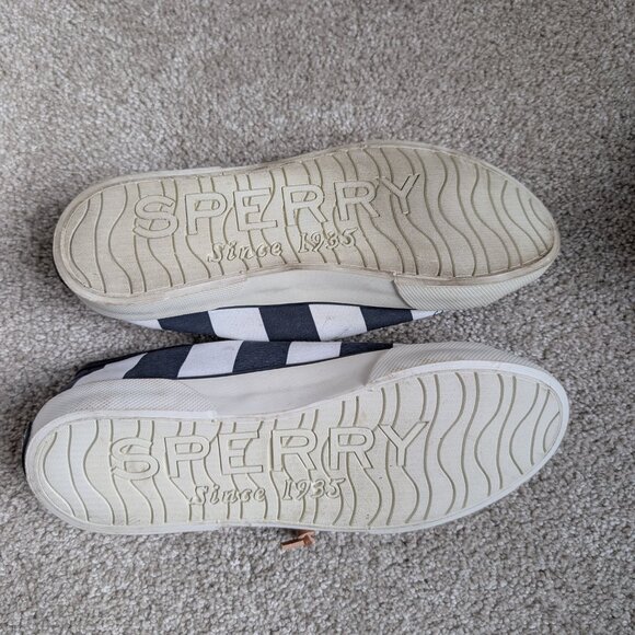 Sperry Top Sider slip ons - Picture 3 of 3